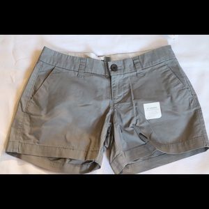 Gap khaki shorts